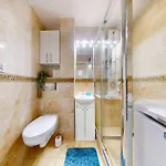 Apartment Magnolia Deluxe Center Anielewicza Warsaw